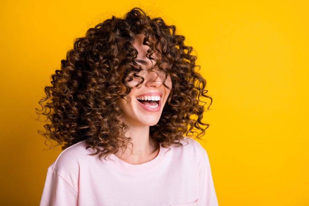 How To Use Pre Shampoo Hair Oil For Curls